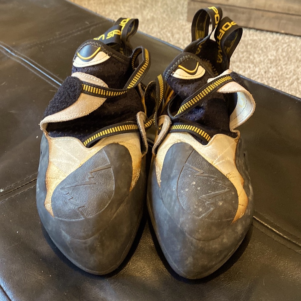 La sportiva Solutions. Size UK40 US 7.5..
